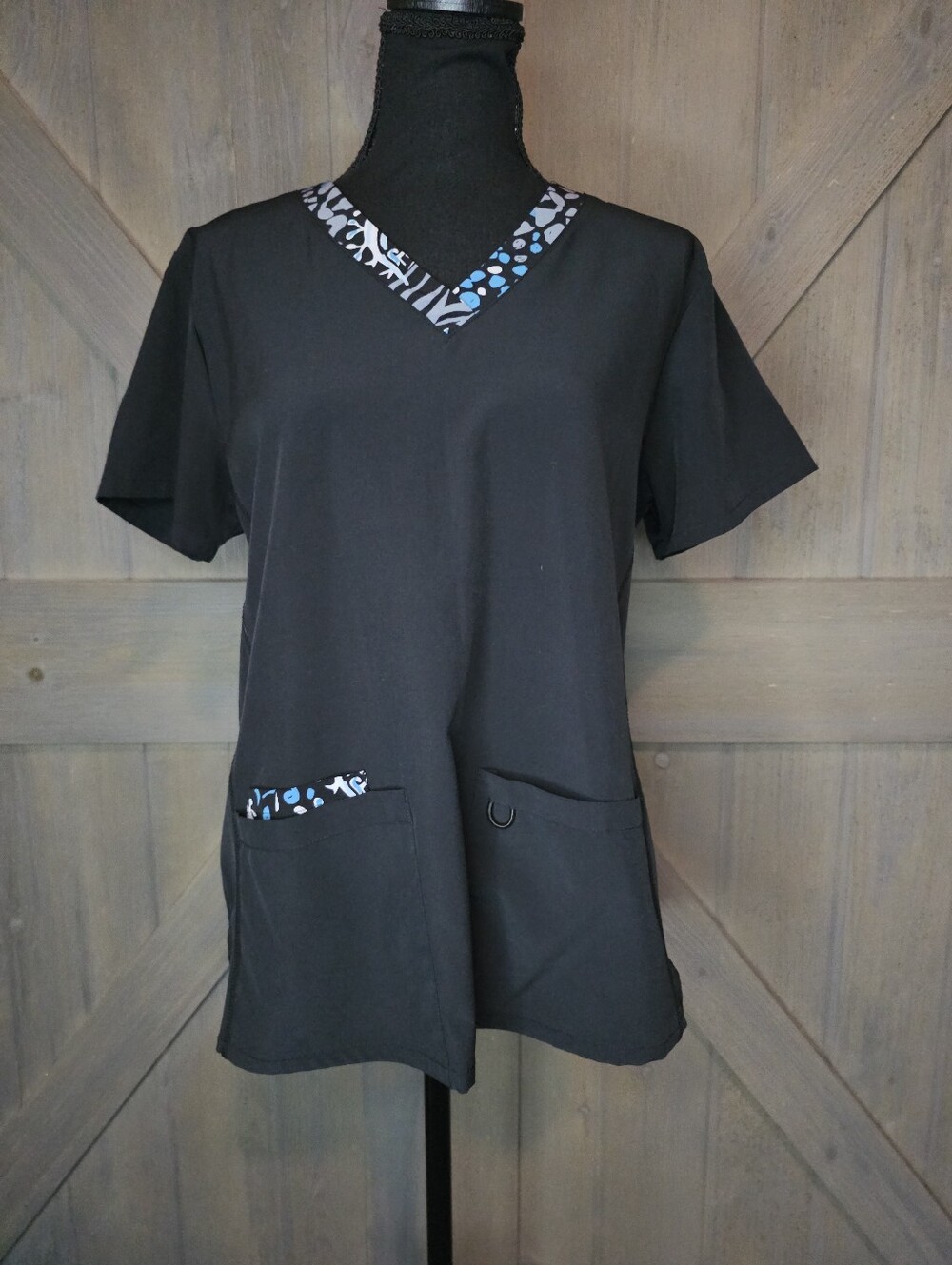 Divine Stretch by JDM Women's Black Scrub Top Size Medium
